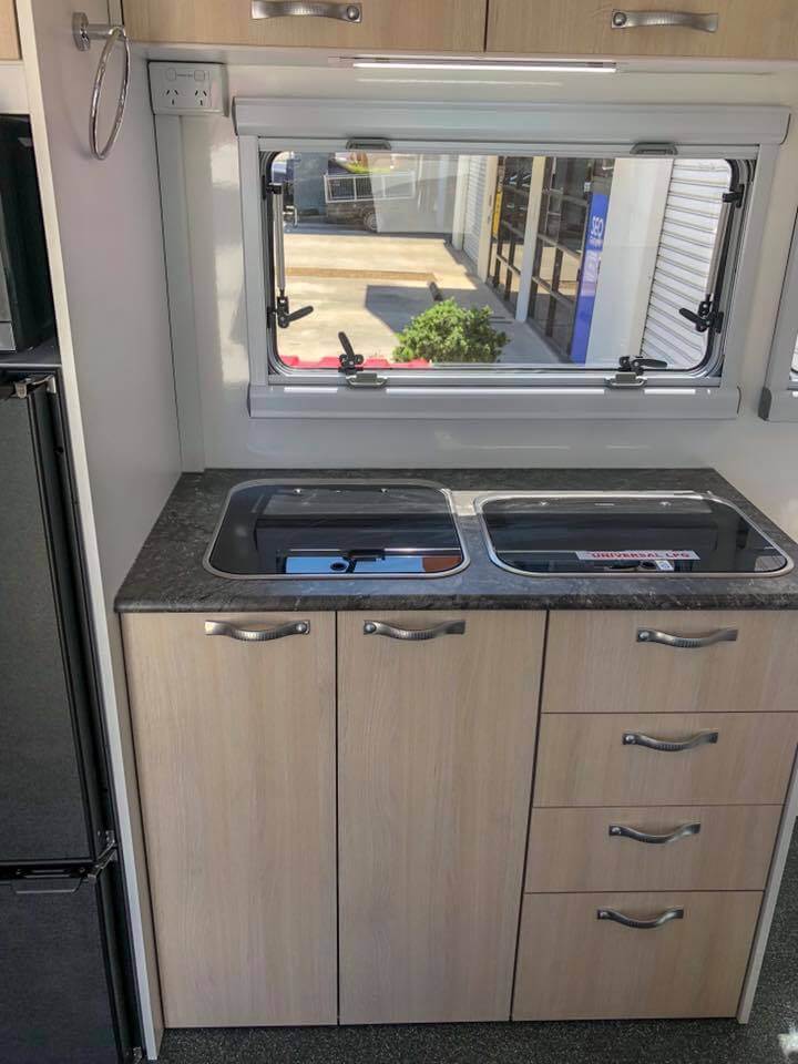 isuzu-NPS-9